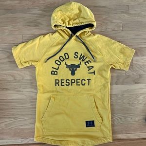 Men’s Under Armour Short Sleeve Hoodie Size S